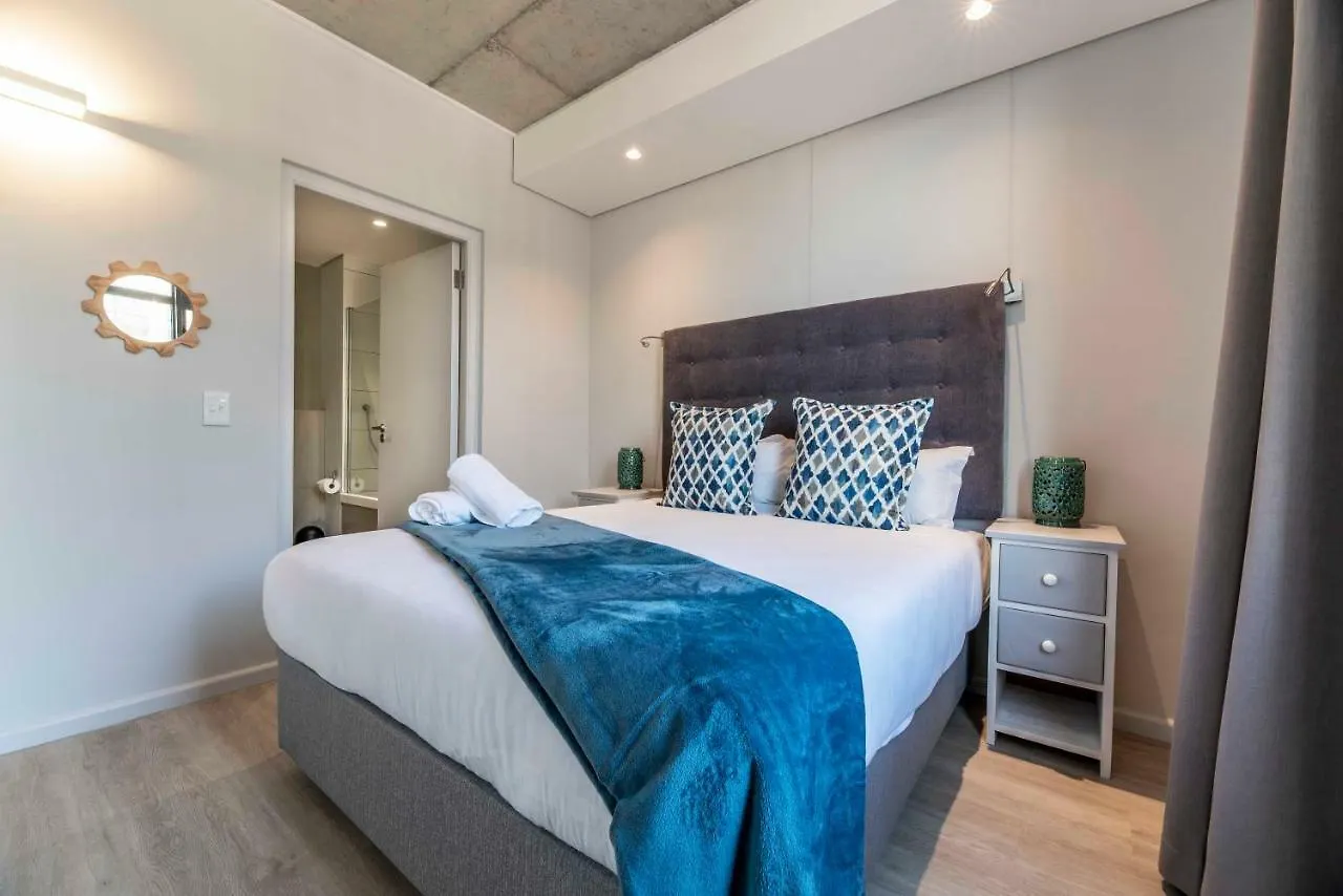 C503 Woodstock Quarter Daire Cape Town 0*,