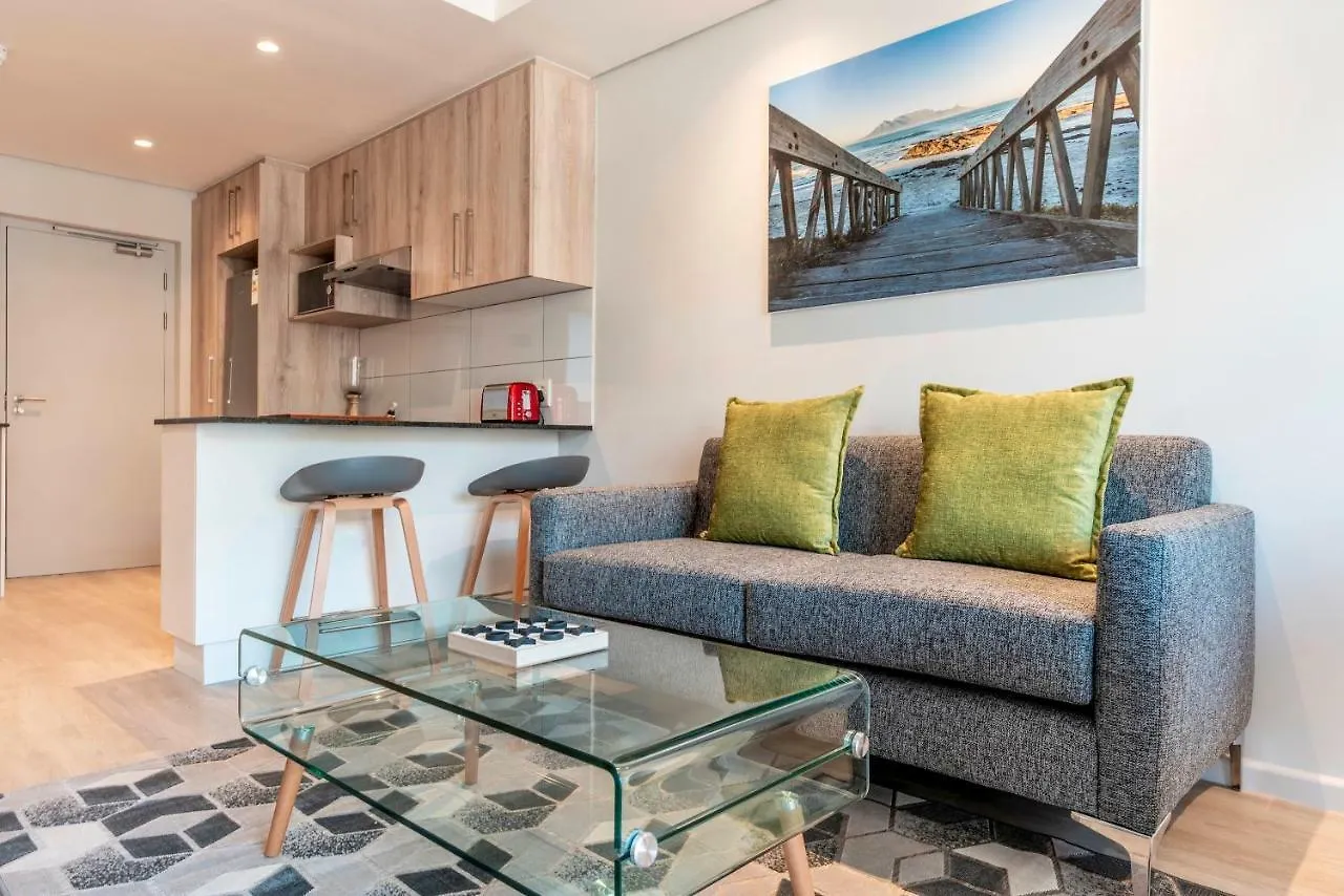 C503 Woodstock Quarter Daire Cape Town